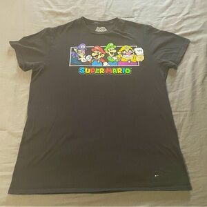 Super Mario graphic t-shirt mens sz medium